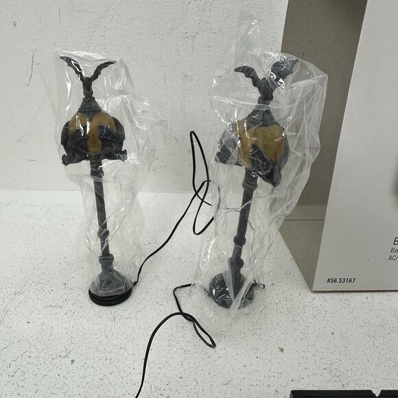 Dept 56 Village Accessories Halloween Bat Lights Set of 2 #53167 Street Lights - Picture 3 of 6